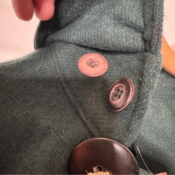 Vintage Victorian Forest-Green Wool Cloak - Picture 4 of 15